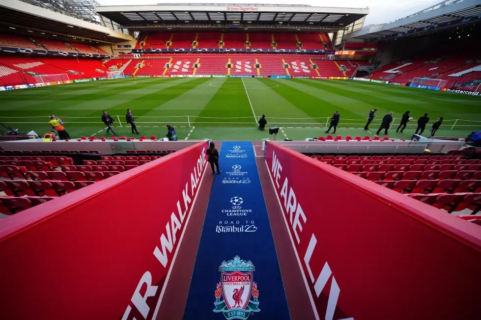 Toàn cảnh sân Anfield trước trận lượt đi vòng 1/8 Champions League giữa Liverpool và Real Madrid tại Liverpool, Anh ngày 21/2/2023. Ảnh: AP