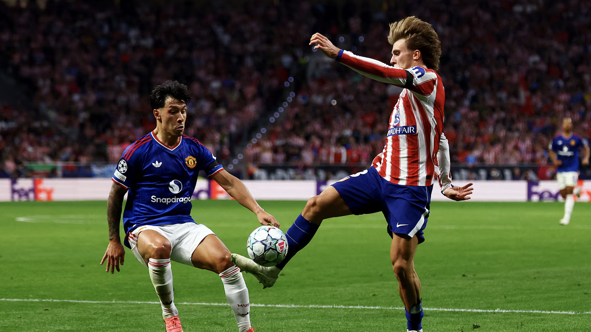 Martinez không xin lỗi vụ công kích lãnh đạo Man Utd