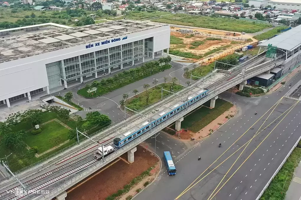 Metro Bến Thành - Suối Tiên đoạn gần depot Long Bình, tương lai khu vực này sẽ kết nối với tuyến về TP mới Bình Dương. Ảnh: Quỳnh Trần