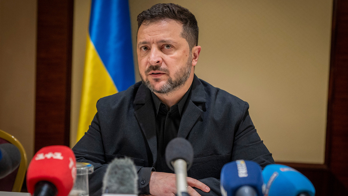 Ông Zelensky: Mỹ đã nối lại chia sẻ tình báo cho Ukraine