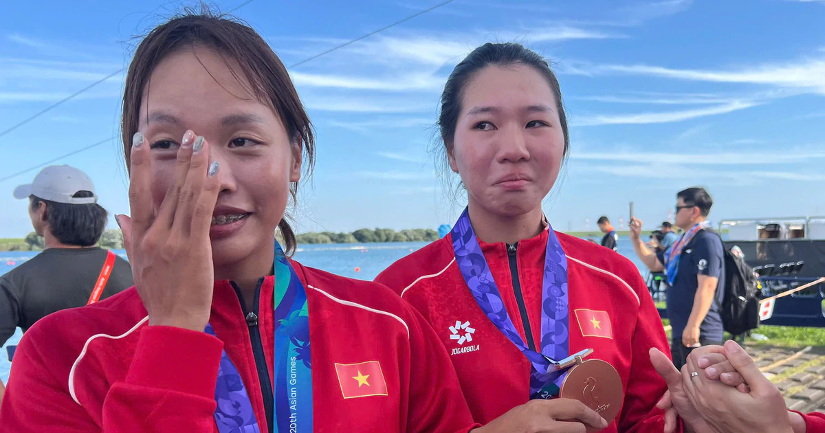 VĐV đua thuyền Việt Nam vắng mặt trên bục nhận huy chương Asiad 20