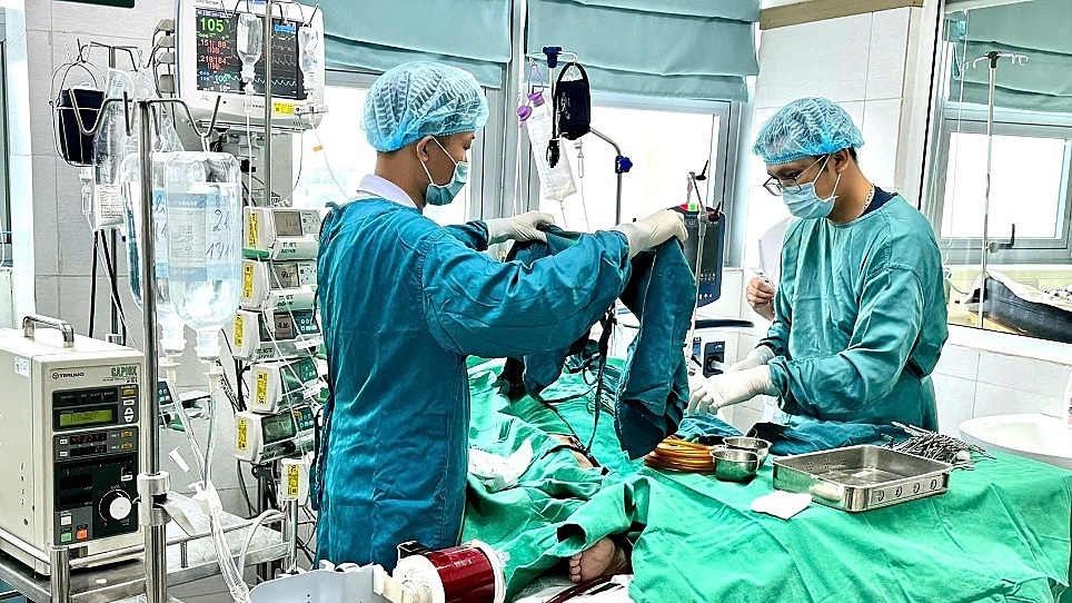 Kỹ thuật tim phổi nhân tạo cứu mạng 1.000 bệnh nhân mỗi năm