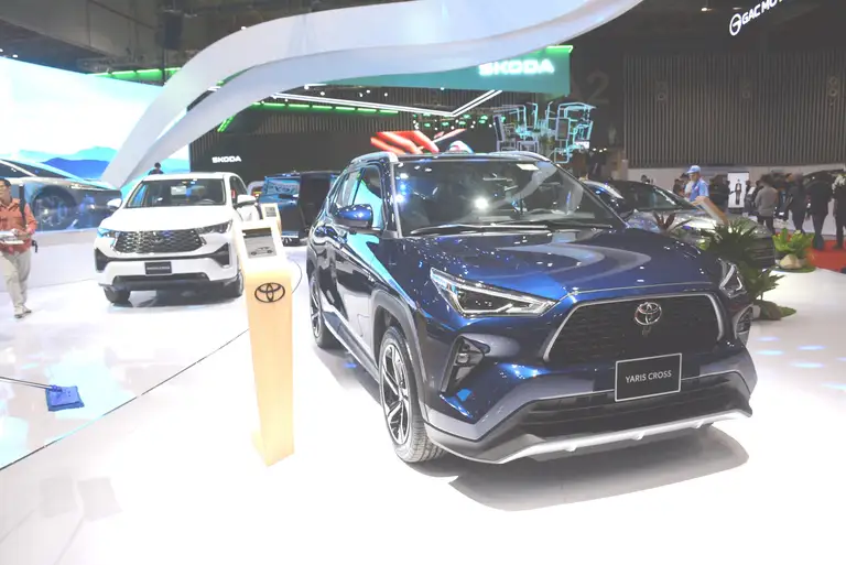 Tổng lượng ô tô hybrid của các thành viên VAMA bán ra thị trường đạt 1.636 xe, giảm 711 xe tương đương 30,3% so với tháng 6.2026