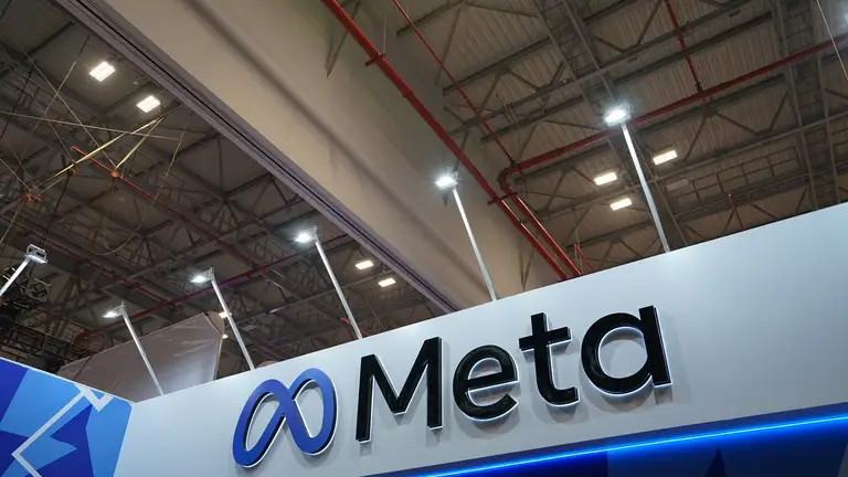 Meta xây tuyến cáp quang 7.000 km tốc độ một triệu gigabit/giây
