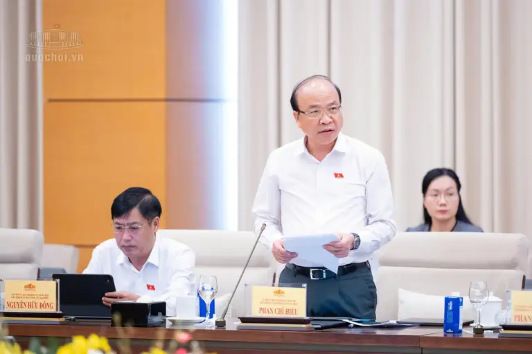 Chủ nhiệm Ủy ban Pháp luật và Tư pháp Phan Chí Hiếu. Ảnh: Media Quốc hội
