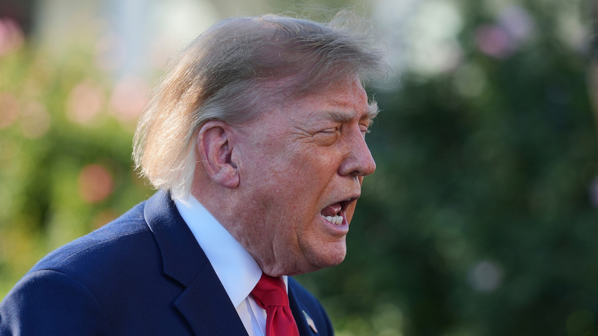 Ông Trump tiếp tục mắng phóng viên tại Nhà Trắng