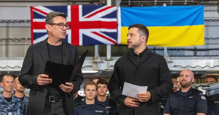 Anh tuyên bố vẫn ủng hộ Ukraine 100% bất chấp cảnh báo từ Nga
