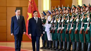 Việt Nam bắn 21 loạt đại bác chào mừng Quốc vương Thái Lan