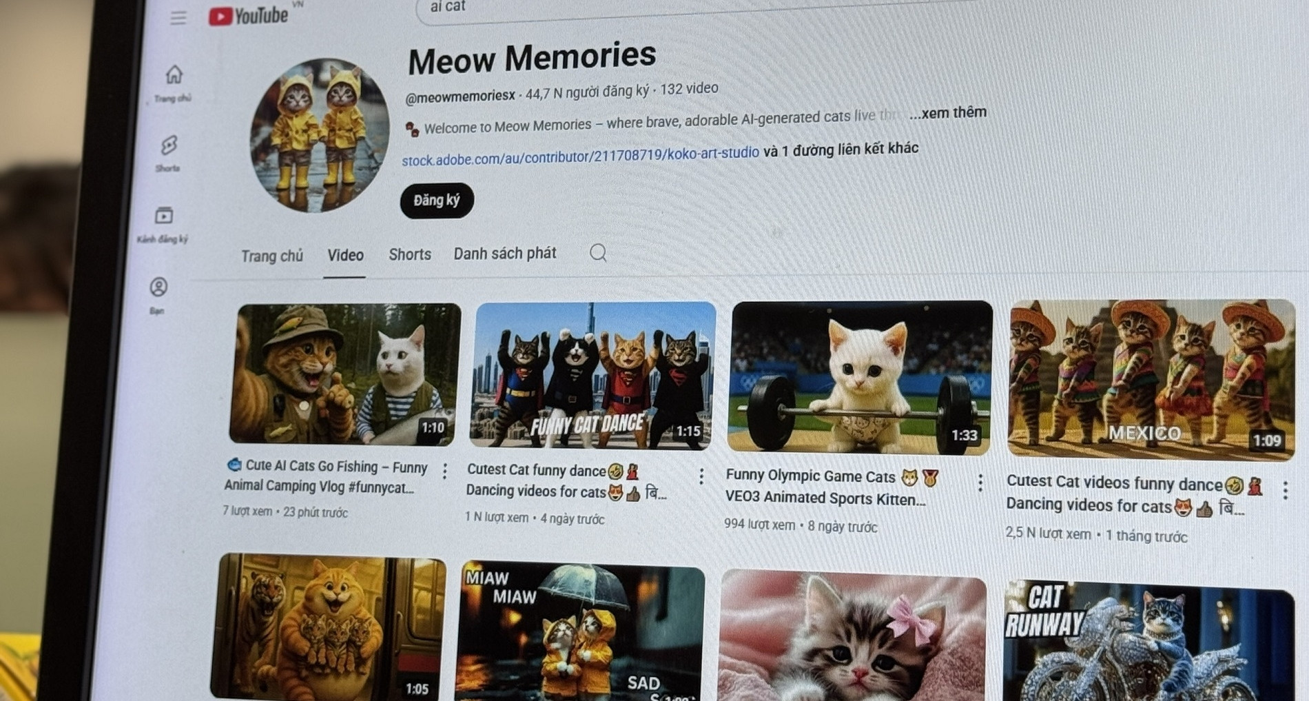 Google quét và xóa hơn 130.000 kênh YouTube cùng 50.000 nhóm tài khoản lạm dụng AI để làm nội dung (Ảnh: Theguardian)