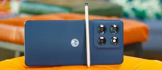 Moto G Stylus (2025) cùng bút cảm ứng đi kèm