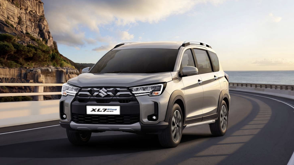 Suzuki XL7 hybrid bản nâng cấp sắp ra mắt khách Việt