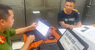 Mâu thẫn cá nhân, dùng dao đâm người khác nhập viện