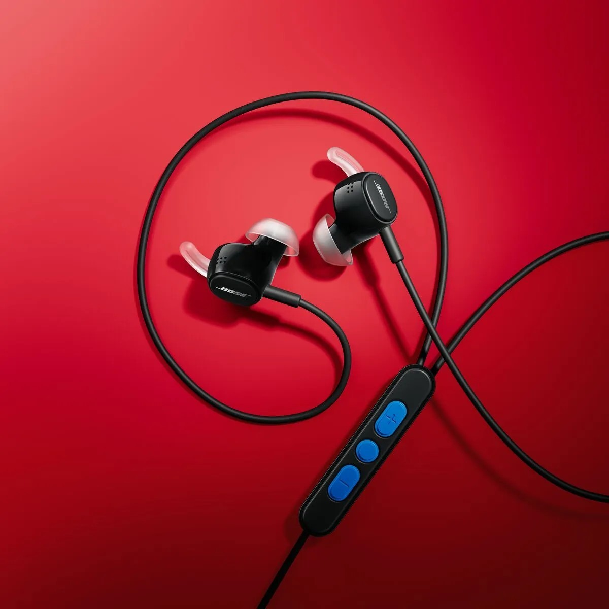 Bose quay lại tai nghe có dây sau hơn 10 năm, lần này mượn điện cổng USB-C để chống ồn | Viết bởi Quocxi