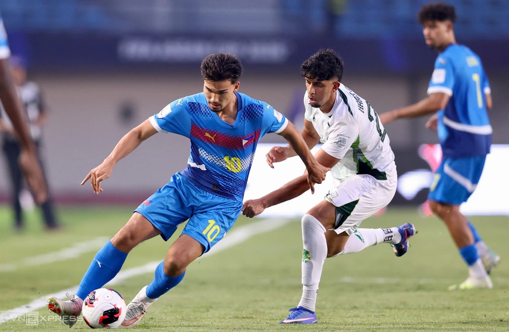 Philippines (áo xanh) hòa Pakistan 2-2 ở lượt hai bảng B hạng Nhất FIFA ASEAN Cup 2026, trên sân Si Jalak Harupat, Bandung, Indonesia ngày 29/9/2026. Ảnh: Đức Đồng