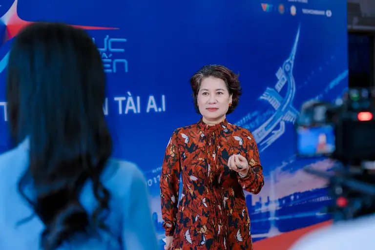 Nhà báo, TS Nguyễn Thu Hà, Trưởng ban Chuyên đề - Khoa giáo, Đài Truyền hình Việt Nam, chia sẻ về vòng Chung khảo toàn quốc AI Thực chiến mùa 2