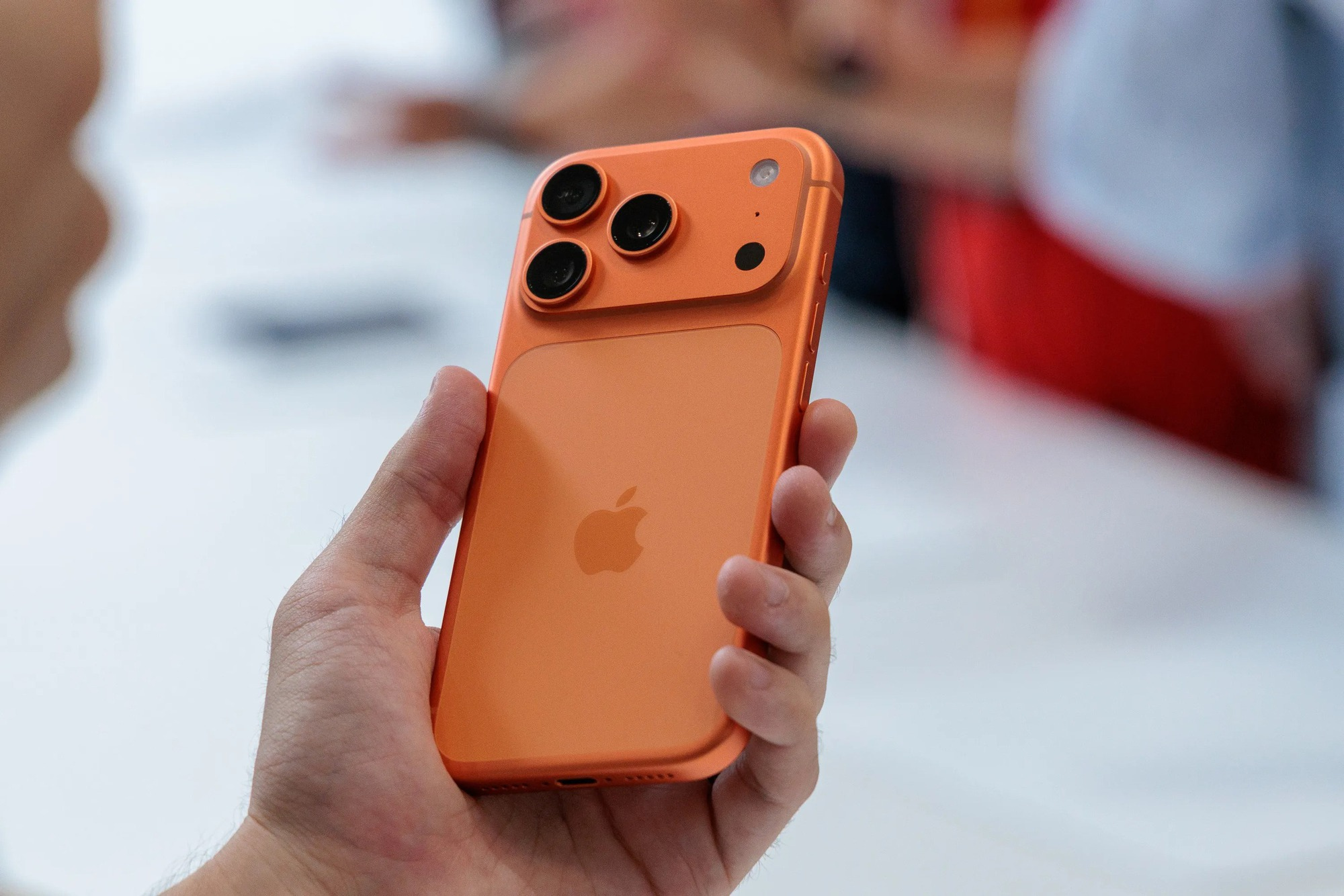 iPhone 17 Pro Max. (Ảnh: Bloomberg)