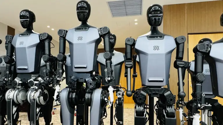 Sản lượng robot hình người Trung Quốc có thể vượt 100.000