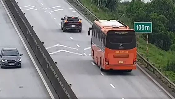 'Đặt thêm biển 0-50-100 m chưa giải quyết được vấn đề khoảng cách an toàn'