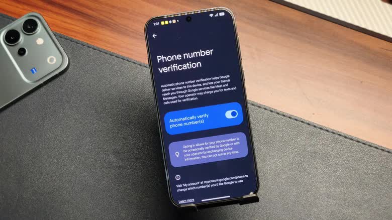 Nhiều người bất ngờ với hành vi tự ý liên kết số điện thoại của Google