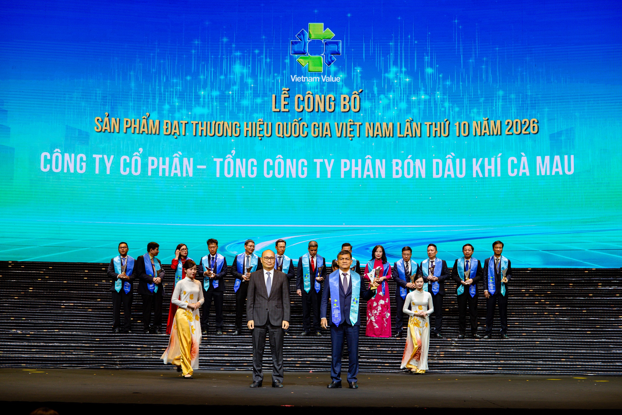 NPK Cà Mau được vinh danh sản phẩm đạt thương hiệu quốc gia năm 2026 sau khi sản phẩm Đạm Cà Mau đã đạt danh hiệu này trong 7 kỳ xét chọn liên tiếp
