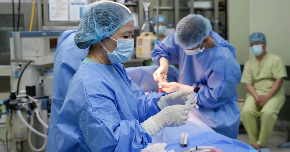 Bé 4 tuổi được ghép tế bào gốc từ em trai 18 tháng tuổi, người hiến tủy có độ tuổi nhỏ nhất Việt Nam