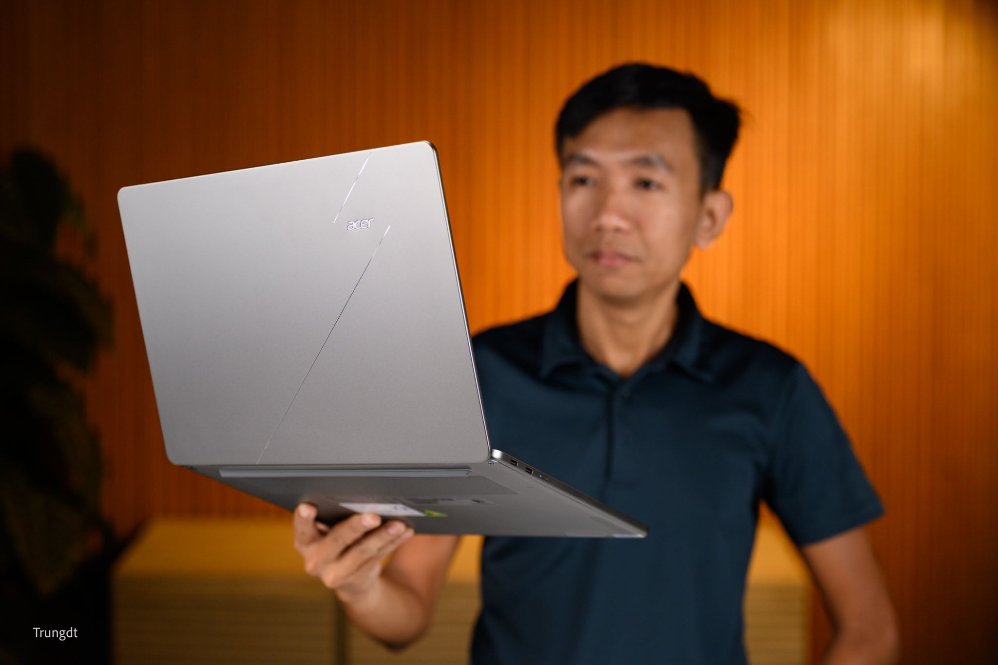 Trải nghiệm Acer Swift Air 14: mỏng nhẹ, màn hình 120 Hz, hiệu năng ổn trong tầm giá