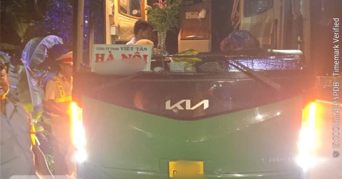 Gom khách lẻ, chủ xe và tài xế bị phạt 30 triệu đồng