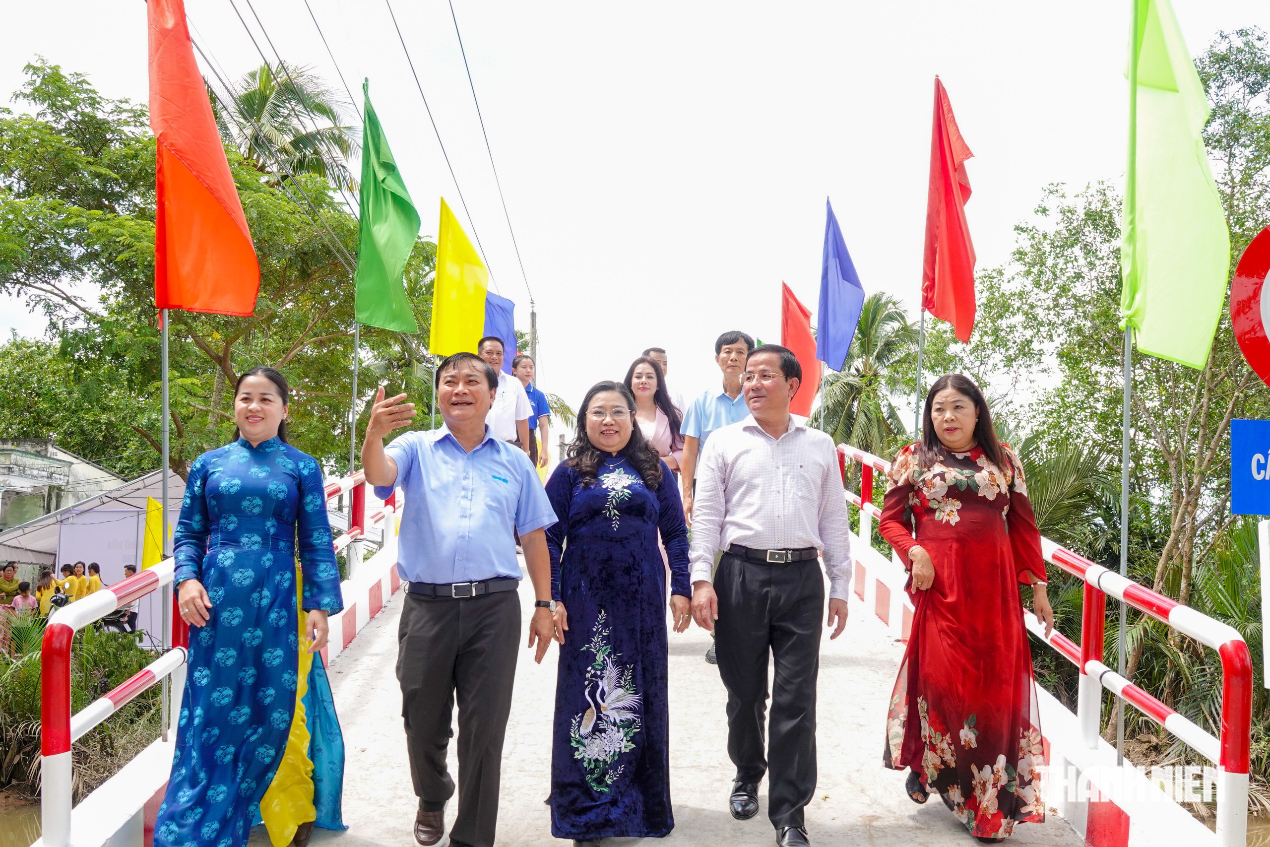 Cây cầu Rạch Bờ Dừa hoàn thành sau khoảng 3 tháng thi công