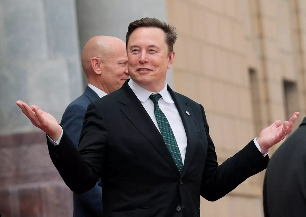 Elon Musk tại Bắc Kinh, Trung Quốc hồi tháng 5. Ảnh: Reuters