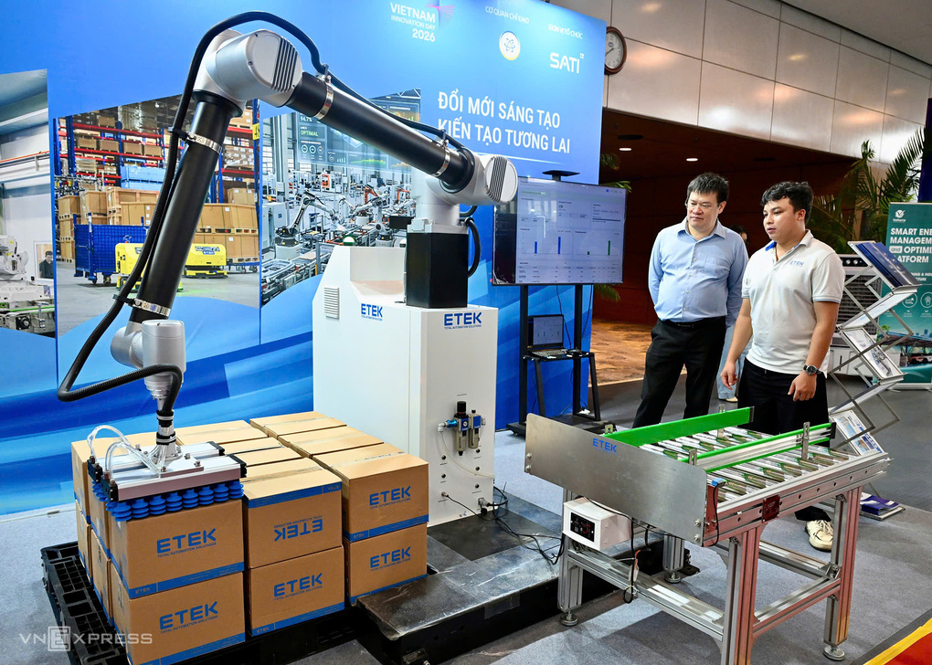 Gian hàng giới thiệu sản phẩm trong Triển lãm Đổi mới sáng tạo Quốc gia 2026, ngày 4/10 tại Hà Nội. Ảnh: Giang Huy