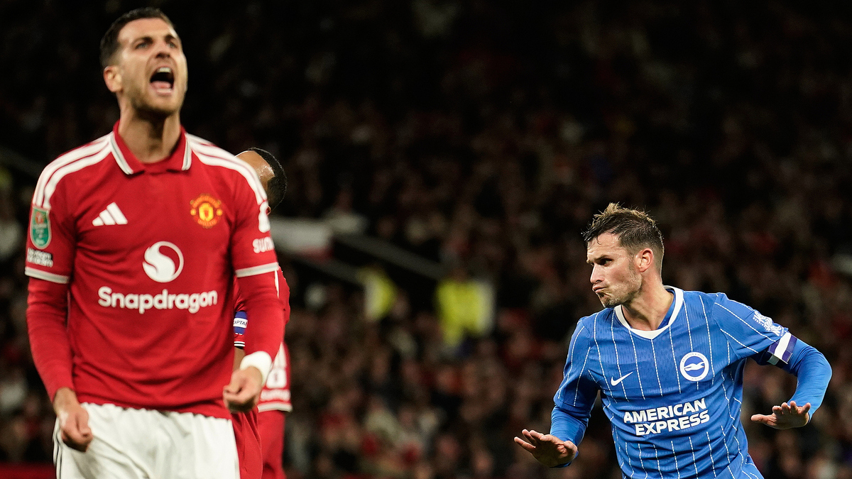 Man Utd mất hai kỷ lục tồn tại nửa thế kỷ