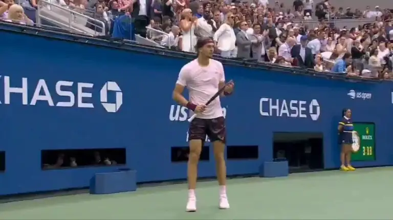Đoạn bình luận gây tranh cãi của McEnroe sau trận chung kết Mỹ Mở rộng 2026. Video: X