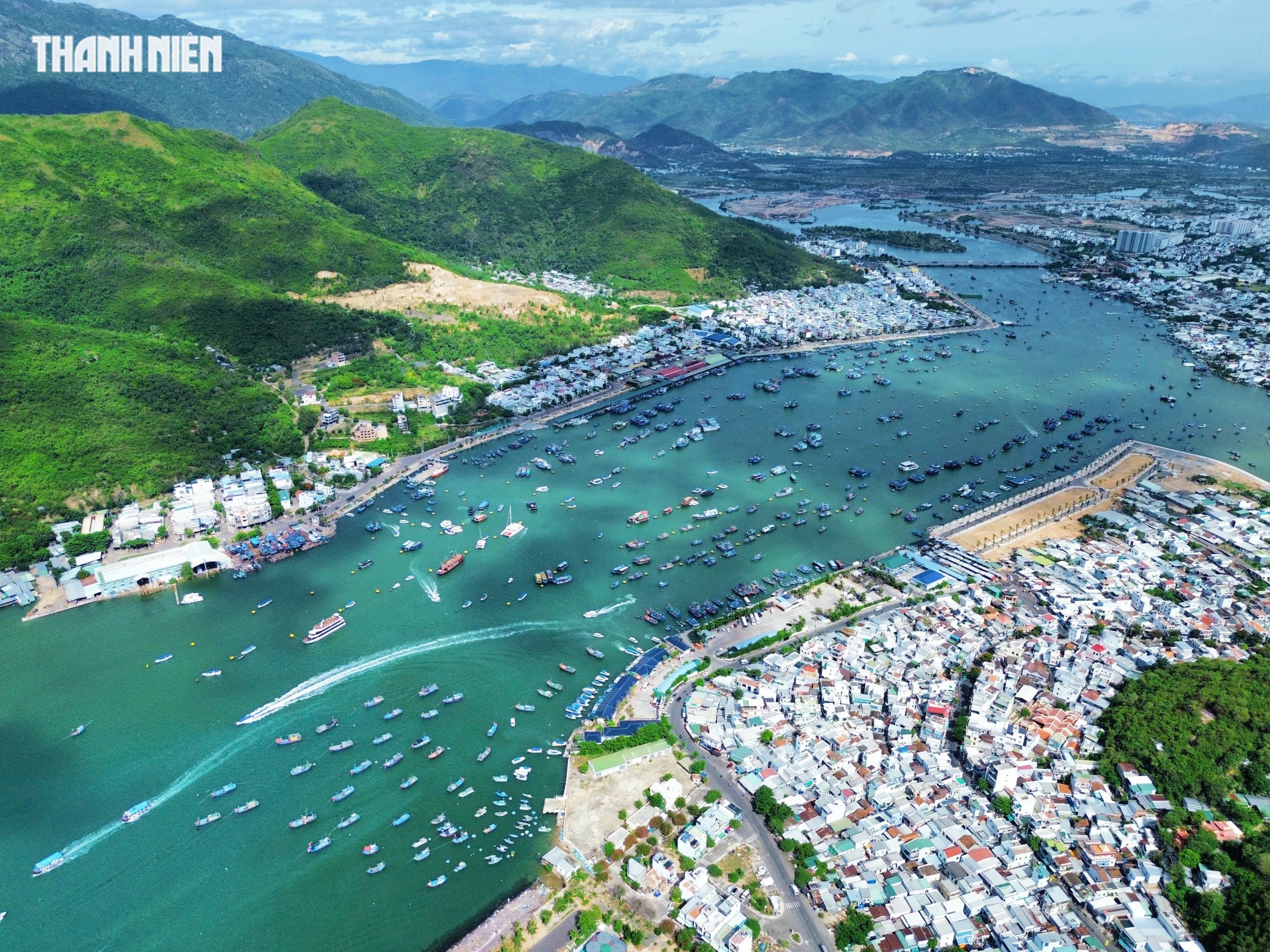 Khu vực tập trung nhiều bến tàu tại phường Nam Nha Trang (Khánh Hòa)