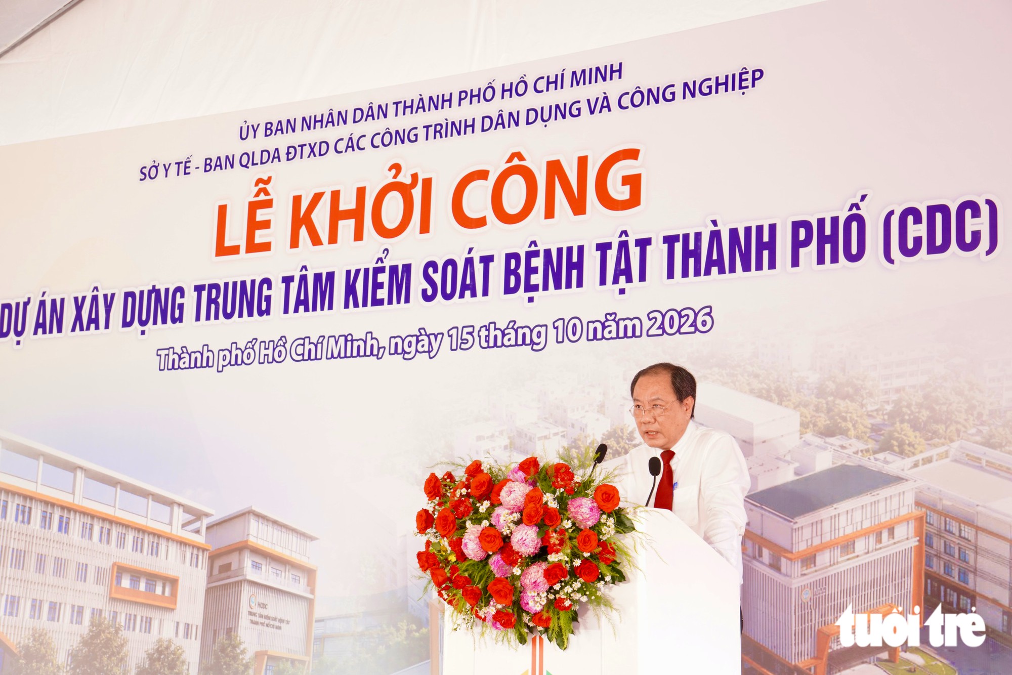 Ông Nguyễn Hoài Nam - Phó giám đốc Sở Y tế TP.HCM - cho biết việc khởi công giai đoạn 2 Trung tâm Kiểm soát bệnh tật TP nhằm cụ thể hóa định hướng chủ động phòng bệnh, nâng cao năng lực giám sát, dự báo và ứng phó dịch bệnh nguy hiểm - Ảnh: XUÂN MAI