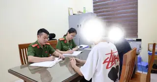 Công an yêu cầu người dân chủ động đến cơ quan chức năng khai báo giao dịch chuyển khoản trong trường hợp sau
