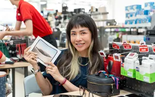 iPhone Duo lên kệ tại Việt Nam: Cháy hàng đợt đầu, giá từ 64,99 triệu đồng, giờ mua phải chờ tới năm sau