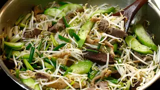 Bác sĩ chỉ cách hạ mỡ máu bằng nguyên tắc '6 nên, 5 không'