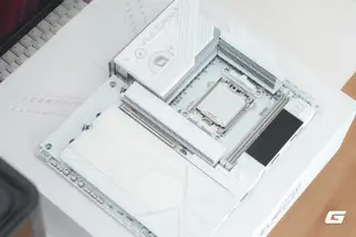 Colorful X870E Vulcan OC V14 bản trắng: Bo mạch chủ ép xung dành cho CPU X3D - Ảnh 3.