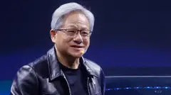 Áo khoác da của tỷ phú Jensen Huang đạt gần triệu USD
