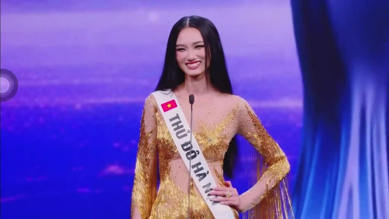 Quỳnh Anh trả lời ứng xử dành cho top 3 tại Miss Universe Vietnam 2026.