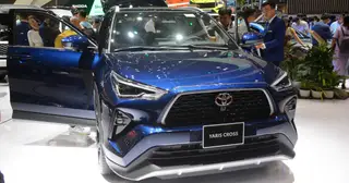 Ồ ạt giảm giá, xe Toyota nhập khẩu về Việt Nam hút khách mua