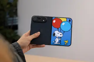 iPhone Duo bị gom hàng đầu cơ, mức giá rao bán cao nhất lên đến hơn 130 triệu đồng (Ảnh: Huỳnh Duy)