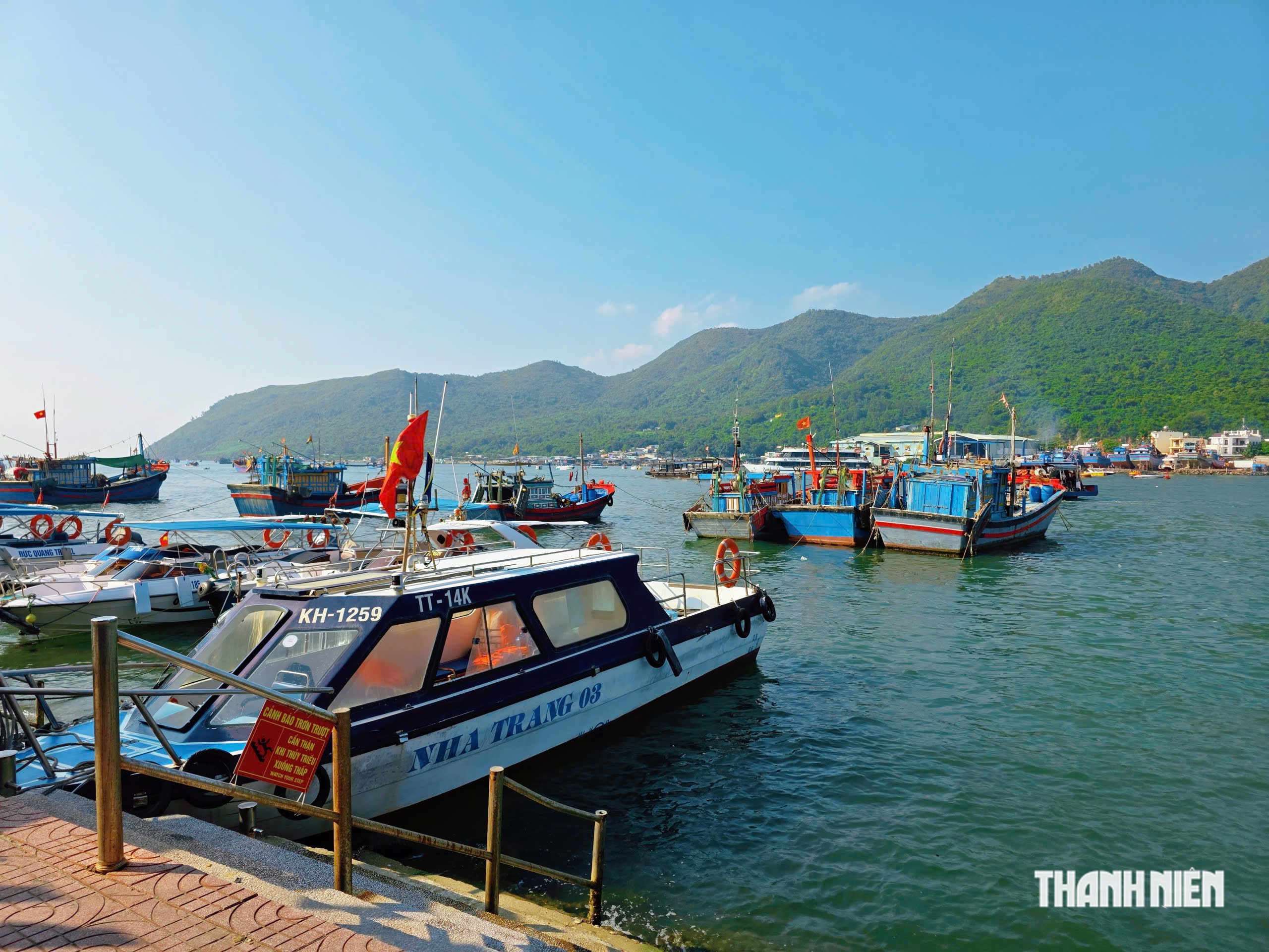 Việc gia hạn hoạt động có thời hạn đối với các bến trên địa bàn nhằm phục vụ vận chuyển khách du lịch kết nối các tour, tuyến đảo