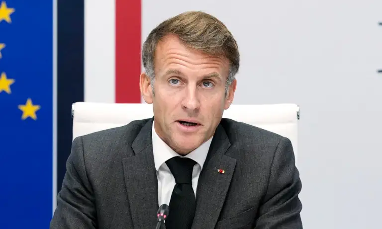 Tổng thống Emmanuel Macron trong cuộc họp ngày 22/10. Ảnh: AFP
