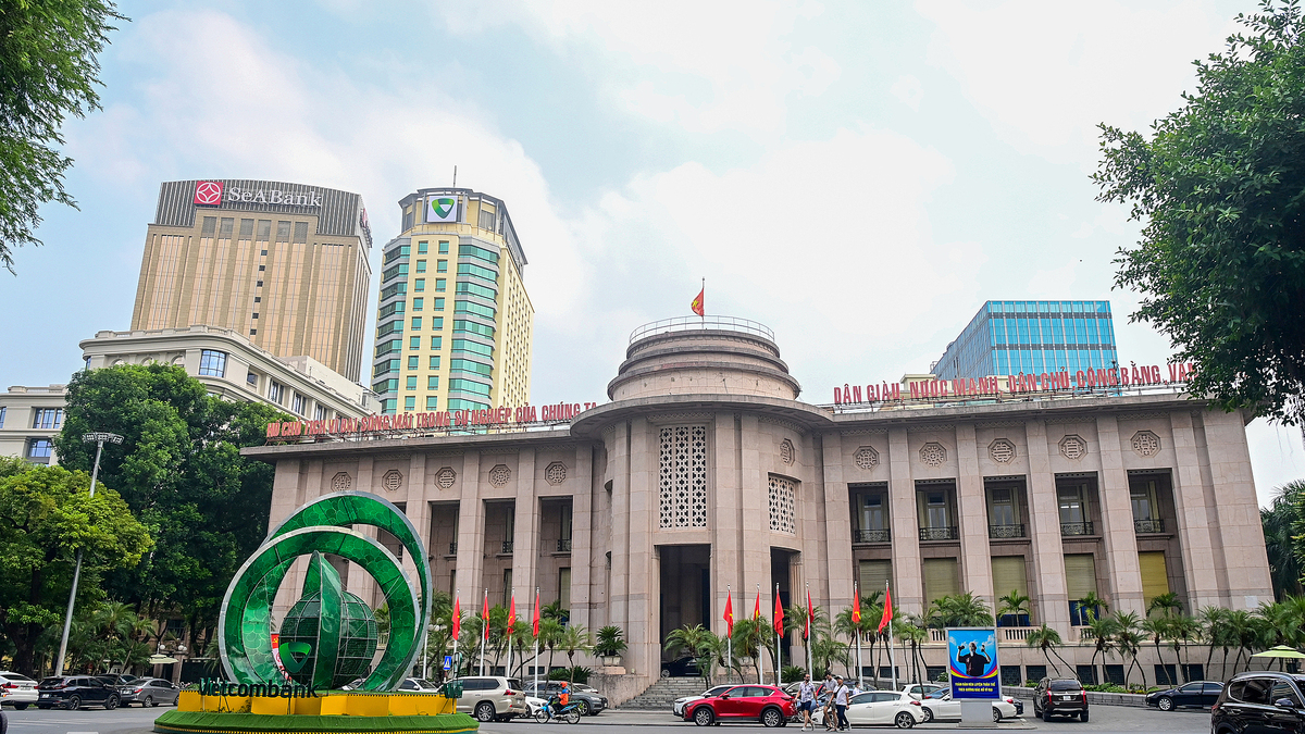 Ngân hàng Nhà nước yêu cầu giảm ít nhất 0,5% lãi suất tiết kiệm