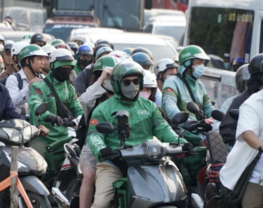Hơn 80% lao động nền tảng số nằm ngoài hệ thống an sinh xã hội, đối mặt với nhiều rủi ro về sức khỏe, tai nạn