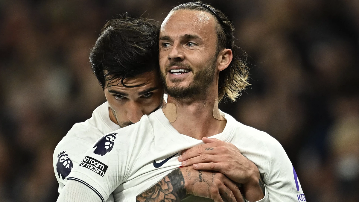 Tottenham thắng trận đầu ở Ngoại hạng Anh
