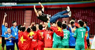 Khi U.23 Việt Nam vắng bóng thầy Kim