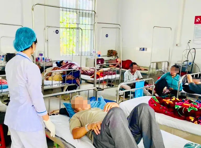 UBND phường An Khê đề nghị Chủ tịch UBND tỉnh Gia Lai xử phạt hộ kinh doanh Bin Bin số tiền 100 triệu đồng do vi phạm quy định, để xảy ra vụ ngộ độc thực phẩm khiến 254 người nhập viện - Ảnh: N.N.