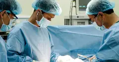 Ung thư đại trực tràng ngày càng gặp ở người trẻ, dấu hiệu nào cần cảnh giác?